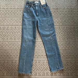 Abercrombie & Fitch Brand new jeans ultra high rise the 90’s jean size 26